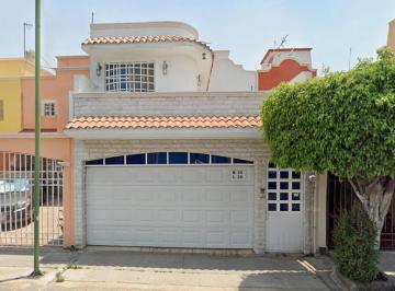 Casa de 4 habitaciones, Ecatepec de Morelos · Venta Casa Fracc. Las Americas Ecatepec Edo. de Mexico