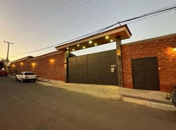 Casa · 1150m² · 4 Recámaras · 12 Estacionamientos · Casa de Campo Moderna a Minutos de Guadalajara – ¡Por Debajo de Avalúo!