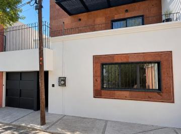 Casa de 4 habitaciones, Azcapotzalco · ¡Estrena Casa en Clavería! 4 Recamaras y 3 Estacionamientos