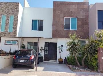 Casa en condominio · 135m² · 3 Recámaras · 2 Estacionamientos · Casa en Venta Corregidora Queretaro - (4)