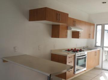 Casa de 3 habitaciones, Zapopan · Preciosa Casa en Coto Privado