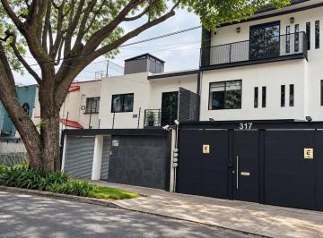 Casa · 236m² · 8 Recámaras · 1 Estacionamiento · Casa con Uso de Suelo en Renta en Narvarte