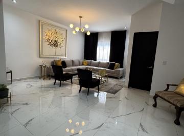 Casa · 347m² · 3 Recámaras · Casa en Lomas del Vergel
