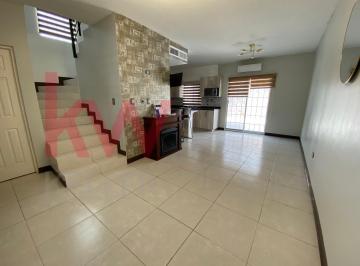 N/A · Bonita Residencia Semiamueblada en Renta