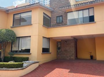 N/A · Casa en Renta. Interlomas. 2 Filtros de Seguridad. Jardín