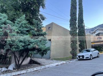 Terreno / Lote · 521m² · 4 Recámaras · 5 Estacionamientos · Terreno / Lote en Venta en Colinas de La Sierra Madre
