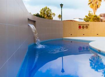 Villa de 5 habitaciones, Zihuatanejo de Azueta · Casa Boutique Vacacional Club de Golf Ixtapa con Servicios Incluidos