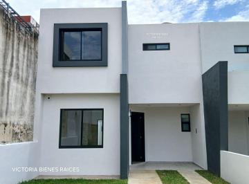 Casa de 4 habitaciones, Fortín · Casa de 120 m² con 3 Recámaras en Venta en Los Encinos, Fortin