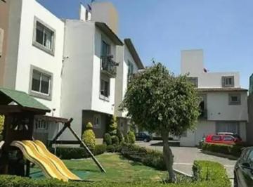 1 · Bonita Casa 3 Recámaras en Condominio
