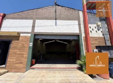 Bodega comercial · 240m² · 2 Estacionamientos · Bodega Comercial en Monterrey Los Altos