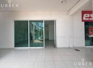 Local comercial · Se Renta Local en Plaza Fundadores, Campeche
