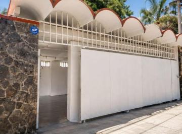 Local comercial · 493m² · 6 Estacionamientos · Renta de Bodega en Colonia Las Palmas, Cuernavaca