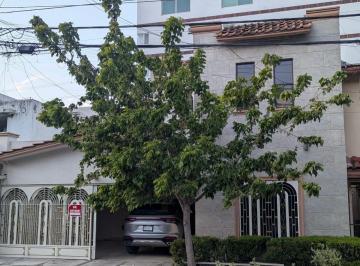 Casa de 3 habitaciones, Monterrey · Casa en Venta, Mirador Residencial, Zona Sur de Monterrey