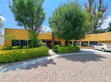 Casa en condominio · 421m² · 4 Recámaras · 5 Estacionamientos · Venta Casa en Huertas El Carmen - (4)