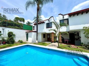 Casa en condominio · 126m² · 3 Recámaras · 2 Estacionamientos · Venta de Casa en Condominio, Col. Acapatzingo, Cuernavaca, Morelos…clave 6370