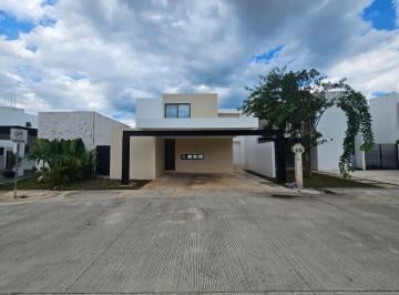 Casa de 3 habitaciones, Conkal · Casa en Renta en Privada 3 Habitaciones Yalberca Al Norte de Mérida, Yucatán.