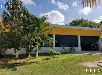 Casa · 223m² · 2 Recámaras · Se Vende Hermosa Casa en Dzitbalché, Campeche