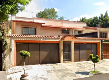 Casa de 5 habitaciones, Alvaro Obregón · Casa de 258 m² con 5 Recámaras en Venta en La Florida