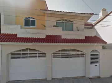Casa de 4 habitaciones, Boca del Río · Venta de Casa en Veracruz Jardines de Mocambo Jupiter