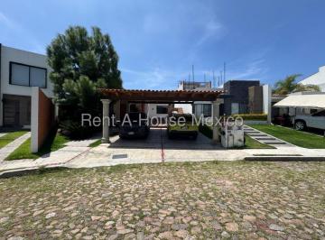 Casa en Venta de 3 habitaciones Fraccionamiento Residencial Haciendas de Tequisquiapan · Venta Casa de Una Planta en El Fraccionamiento Las Haciendas de Tequisquiapa