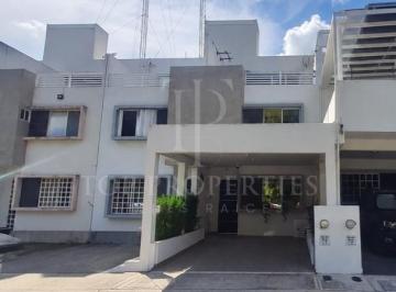Casa · 118m² · 3 Recámaras · 1 Estacionamiento · Casa en Venta, Residencial Jardines del Sur 4, Cancun, Q. Roo.