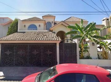 Casa de 3 habitaciones, Tijuana · Hermosa Propiedad en Venta a Tan Solo Unos Minutos del Aeropuerto Internacional de Tijuana
