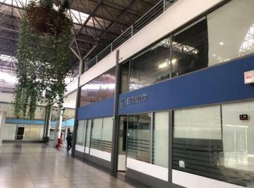 Oficina · 112m² · Oficina en Renta en Plaza Concentro, Av Vallarta, Ciudad Granja, Zapopan.