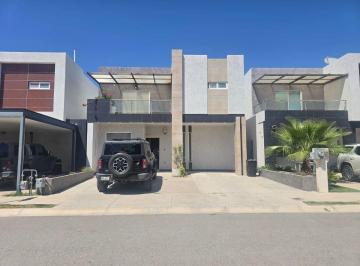 Casa de 3 habitaciones, Juárez · Casa en Renta Amueblada Fracc. Dalia Al Norte de La Ciudad, Cerca de Puentes Internacionales