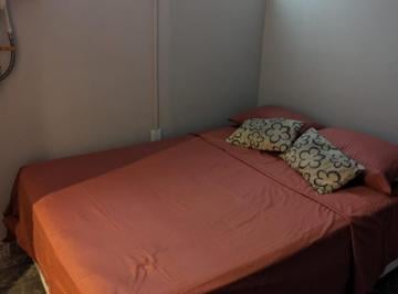 Edificio de 1 habitación, Cuauhtémoc · Habitación con Entrada Independiente un Baño un Clóset Incluye Agua Luz y Gas No