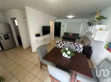 Casa · 135m² · 3 Recámaras · 2 Estacionamientos · Casa en Venta 3 Recamaras en Puerto Vallarta Adjudicada