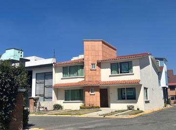 6aa294887a0cbf5cf6cc338176d2929f483f8d1f88f25f3efea8e0394ecab7b3 · Casa en Renta en Ex Hacienda San José, Santa Cruz Otzacatipan, Toluca