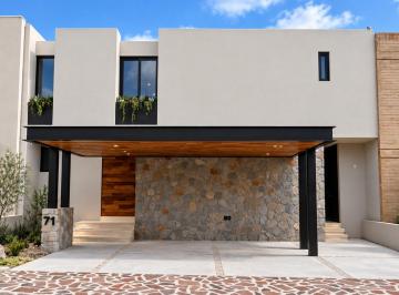 Casa de 3 habitaciones, Querétaro · Residencia en Renta Altozano, Querétaro