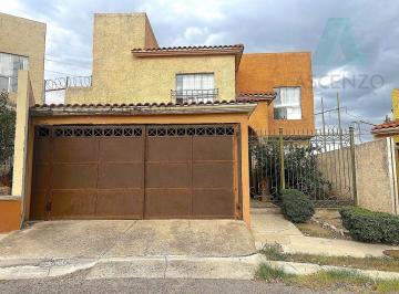 Casa · 255m² · 3 Recámaras · 2 Estacionamientos · oportunidad¡Casa en Venta en Fracc. Fuentes del Sol, Horvaz