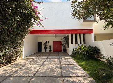 Casa de 3 habitaciones, Zapopan · Casa en Venta en Condominio Palma Real, Zona Aviación