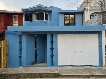 Foto 1 · Casa Sola en Venta en Fraccionamiento Bosques del Pedregal, San Cristóbal de Las Casas, Chiapas