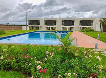 Casa de 2 habitaciones, Xochitepec · Casa en Venta Privada Santa Fe Residencial Xochitepec Morelos Seminueva