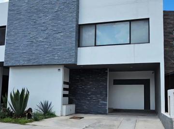 dd7581c71f6edf0157ea276f83977205f7e9eedbe8c06123d1090ef129d90cdc · Casa en Renta Fraccionamiento El Refugio, Queretaro.