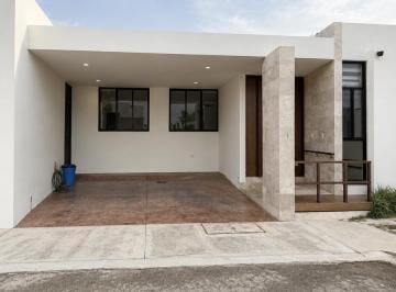 Casa · 150m² · 1 Recámara · 2 Estacionamientos · Casa de Una Planta en Privada Al Norte de Mérida