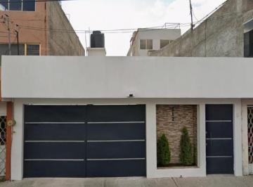 Casa de 3 habitaciones, Coacalco de Berriozábal · Venta de Casa en Col Villa de Las Flores Coacalco de Berriozabal