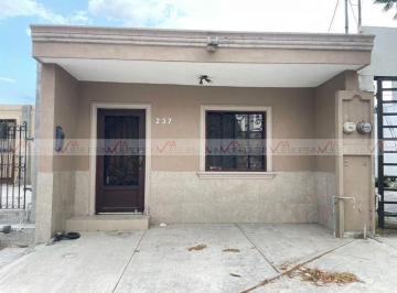 Casa · 120m² · 1 Recámara · 1 Estacionamiento · Casa en Renta en Bosques de San Miguel