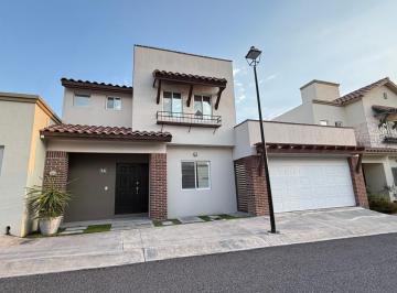 Casa en condominio · 200m² · 3 Recámaras · 3 Estacionamientos · Casa en Renta La Vista Residencial - (4)