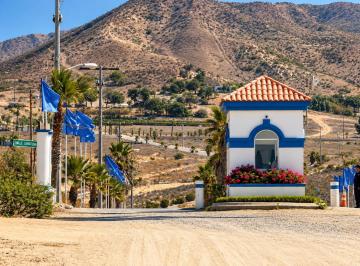 Terreno / Lote · 200m² · Terreno en Venta con Vista Al Mar en Rosarito | Ideal Para Construir - (4)