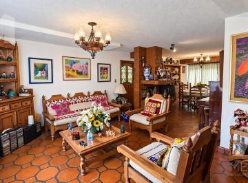Casa · 352m² · 3 Recámaras · 3 Estacionamientos · Casa Estilo Mexicano en Venta Tlalpan