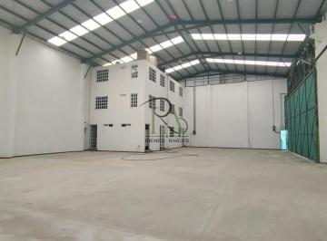 Bodega comercial · Bodega de 800 m² en Renta, Toluca, México