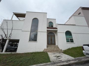 a5fbacbe6f63da4c30e084682f33bb0fd9e61b4acb58c772dacb82d391e5b109 · Casa en Venta en Las Privanzas, San Pedro | Esquina, 3 Recámaras y Terraza