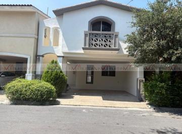 Casa · 192m² · 3 Recámaras · 2 Estacionamientos · Casa en Venta en Cerradas de Cumbres