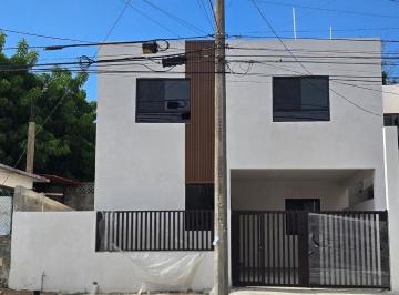 Casa · 120m² · 3 Recámaras · 2 Estacionamientos · Casa Amplia en Calle 0 a Pasos de Palafox y Cerca de Ave Mty