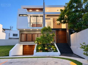 Casa de 5 habitaciones, Zapopan · Casa en Venta La Cima Zapopan Jalisco