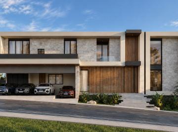 Casa de 6 habitaciones, Monterrey · Casa en Venta en Sierra Alta 9 Sector Carretera Nacional