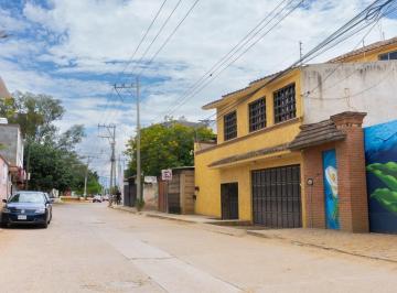 Casa · 3 Recámaras · 2 Estacionamientos · Casa en Renta en El Centro de Xoxocotlán